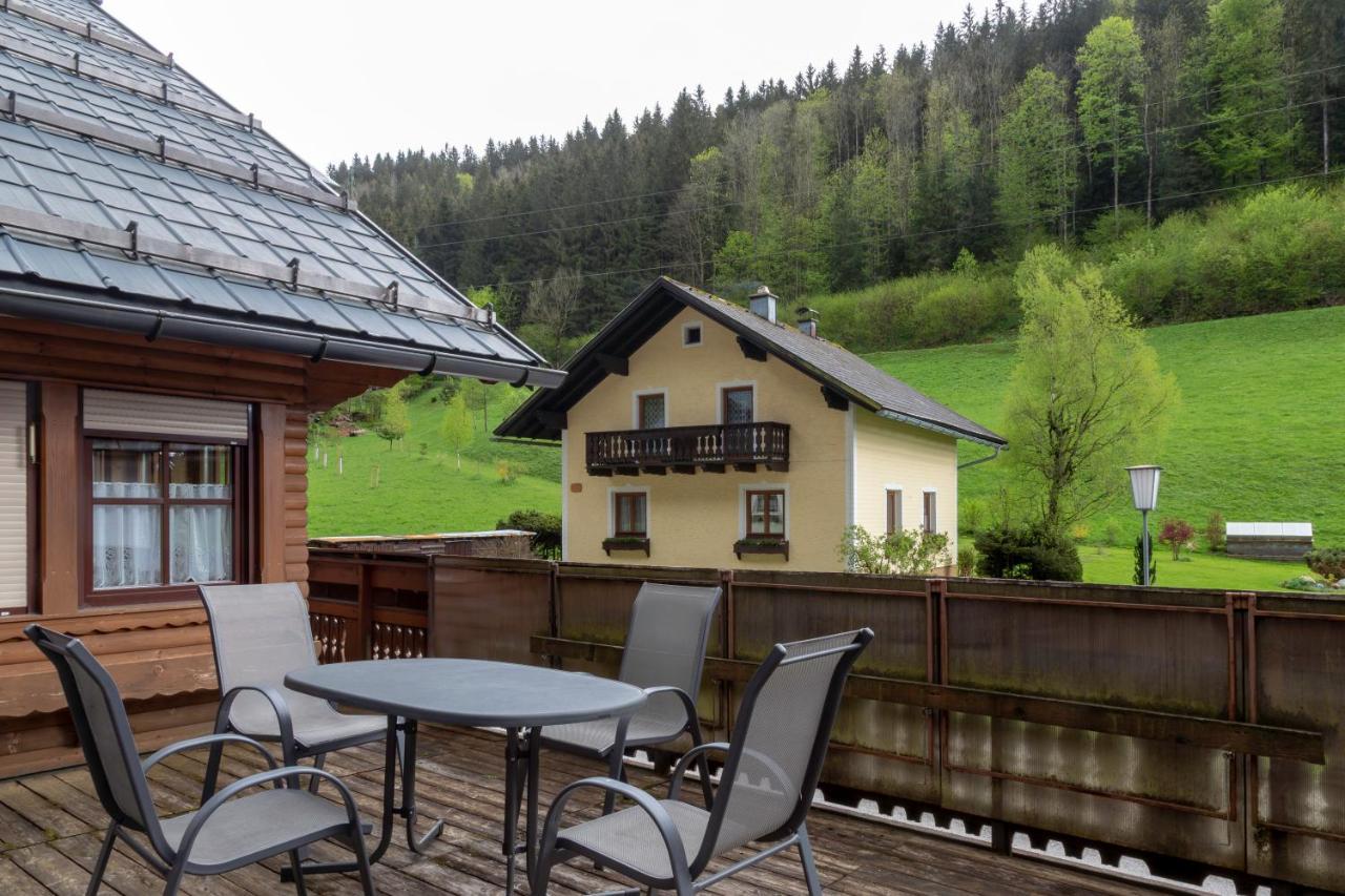 Four Seasons Lodge Lackenhof Exteriör bild